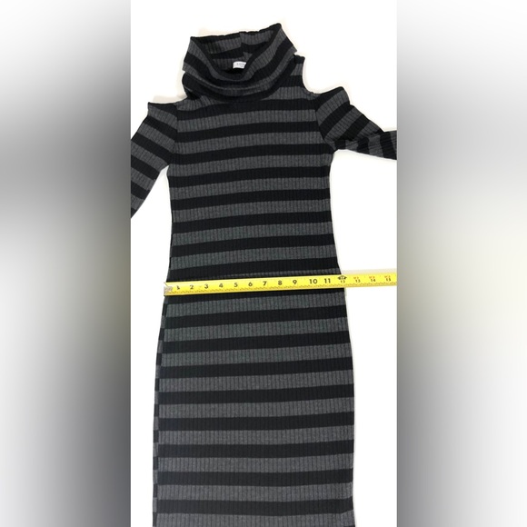 Solemio Cold Shoulder Knit Dress very fitted Black Gray Stripe - Picture 8 of 10